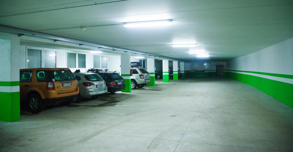 Hotel Garni Lastei Pozza di Fassa Exteriör bild