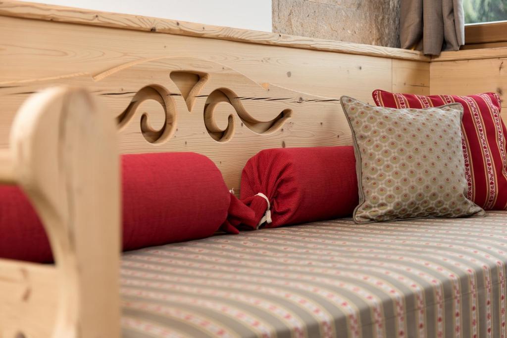 Hotel Garni Lastei Pozza di Fassa Exteriör bild